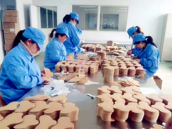 膏藥貼牌是什么意思？委托膏藥代加工的優(yōu)勢(shì)是什么？
